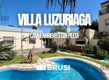 Casa · 99m² · 3 Ambientes · 3 Cocheras · Casa en Venta en Villa Luzuriaga - 3 Ambientes - con Pileta