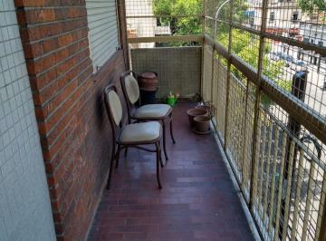 Departamento · 72m² · 3 Ambientes · Departamento en Venta 3 Ambientes Al Frente con Balcon Corrrido.