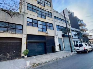 Depósito de 7 ambientes, Villa Devoto · Villa Devoto - Gran Deposito Comercial Textil de 2400 m² - J. A. Garcia Al 4700