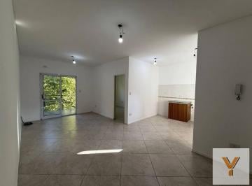 Departamento · 70m² · 3 Ambientes · 1 Cochera · Departamento en Venta - 2 Dorm. 2 Baños - Esteban Echeverría