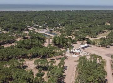 Terreno · 1016m² · Lote en Barrio Bosques Pinamar en Venta