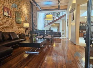 Casa · 342m² · 6 Ambientes · 1 Cochera · Casa en Venta Caballito