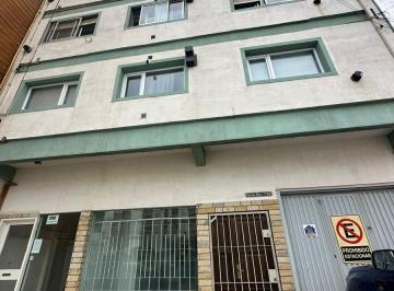 Local comercial · 320m² · Galpon y Oficina