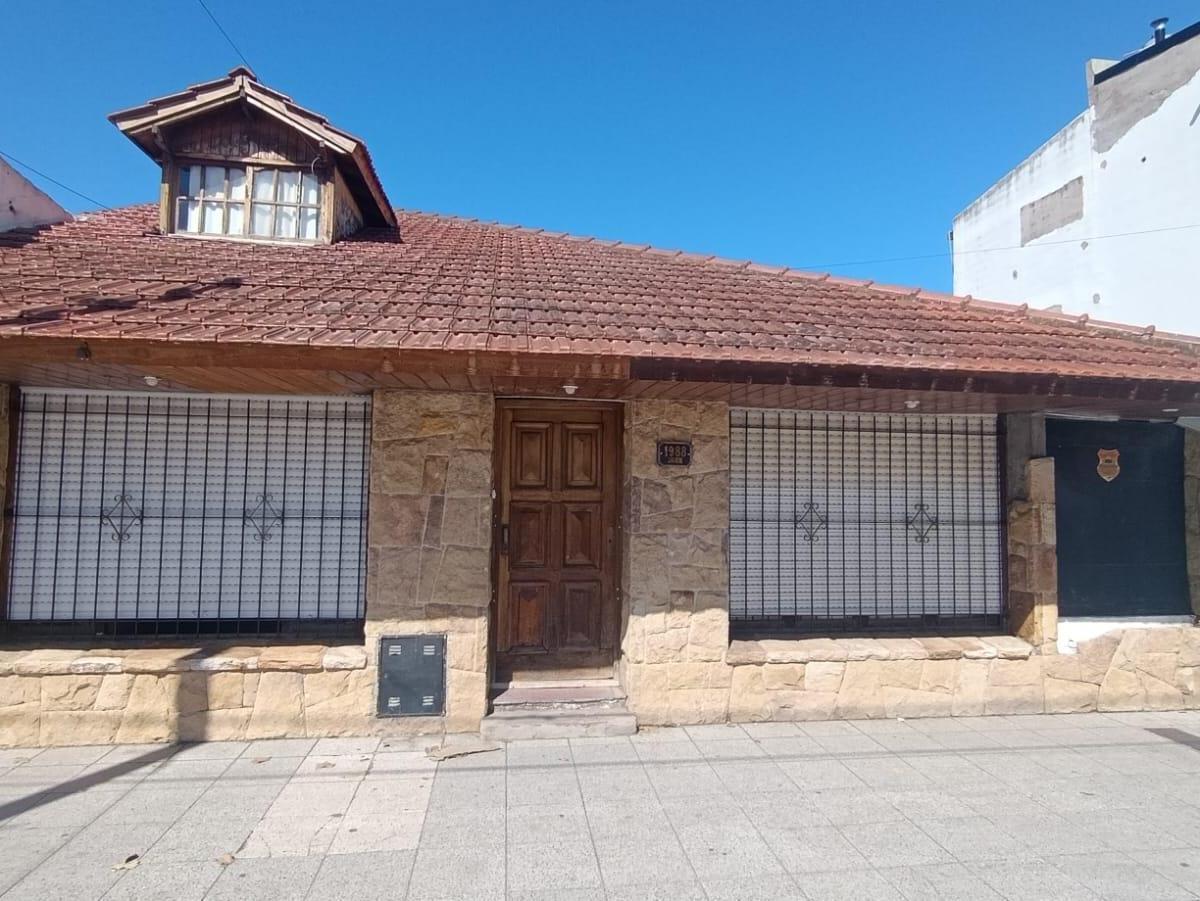 Terreno en venta 700m² sobre Av. Juan Hector Jara y Belgrano