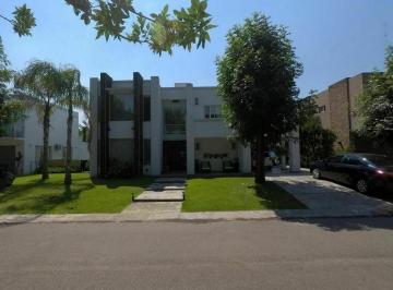VRP-VRP-180_2 · Casa 7 Amb 3 Dorm. | Barrio Cerrado Altos del Sol