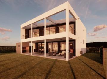 Casa · 183m² · 4 Ambientes · 2 Cocheras · Venta Casa Puertos del Lago - Vista a La Laguna