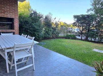 Departamento de 2 ambientes, Tigre · Dpto. Pb con Jardin de 100 m², 2 Amb. Impecable! Complejo Lagunas de Santa Barbara