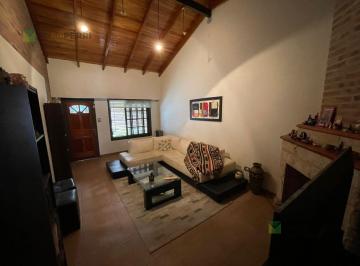 Casa · 152m² · 5 Ambientes · 2 Cocheras · Casa en Venta en Ringuelet
