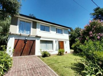Casa de 5 ambientes, Mar del Plata · Casa en Venta en Sierra de Los Padres, a Pocas Cuadras de La Entrada