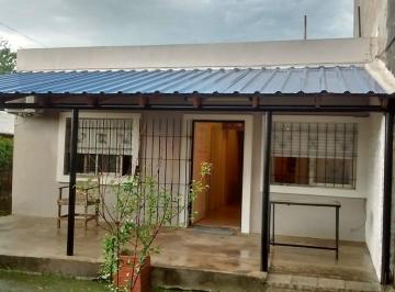 Casa · 310m² · 3 Ambientes · Terreno en Virrey del Pino