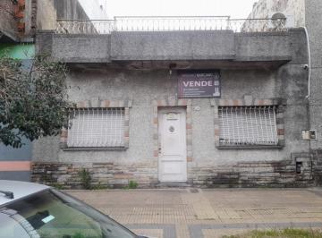 Casa · 78m² · 3 Ambientes · Casa en Venta en Lanús Oeste