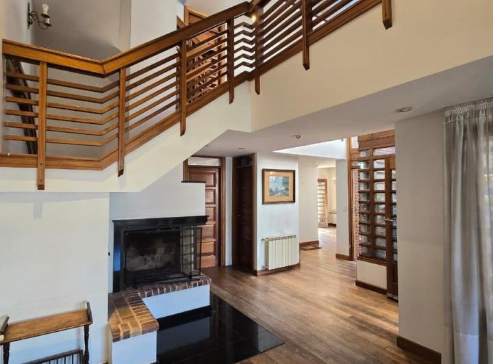 Casa · 180m² · 4 Ambientes