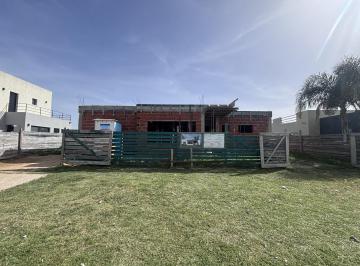 Casa · 835m² · 4 Ambientes · Venta Casa San Sebastian Area 6 - 4 Ambientes - Apta Credito