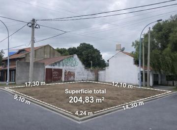 Terreno · 205m² · Lote en Esquina Ideal Vivienda Y/o Local