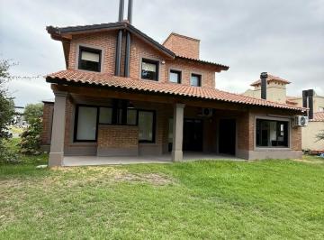 Casa · 600m² · 6 Ambientes · 2 Cocheras · Casa en Barrio Rincón Club de Campo