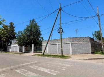 Local comercial · 1127m² · 2 Ambientes · Se Vende Complejo Deportivo con Gran Potencial Comercial en Moreno, Listo Para Escriturar.