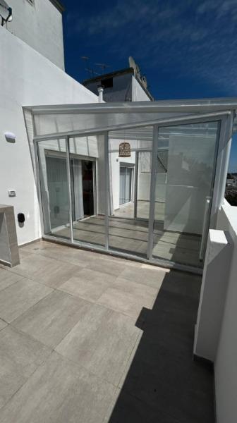 2 ambientes al frente con terraza quincho parrilla