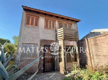 Casa · 120m² · 3 Ambientes · 3 Cocheras · Casa en Venta Ituzaingó
