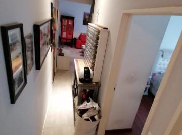 Departamento · 70m² · 3 Ambientes · 1 Cochera · 3 Amb Al Frente con Cochera - Patio - 2 Baños Completos