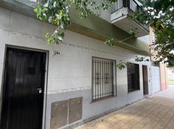 PH · 60m² · 3 Ambientes · Depto Tipo Casa en Planta Alta Rodo 1386 Wilde