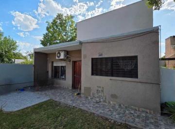 Casa · 110m² · 5 Ambientes · Casa Chalet en Venta en General Pacheco, Tigre, G. B. a. Zona Norte