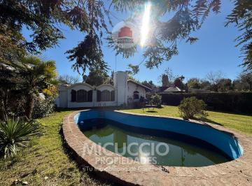 Quinta vacacional · 593m² · 3 Ambientes · 1 Cochera · Casaquinta en Venta | Lima N°853 | Loma Verde