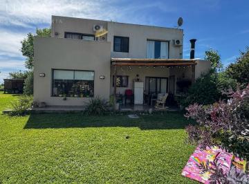 Casa · 180m² · 4 Ambientes · 2 Cocheras · Venta Casa - Larena Country Club / Pilar