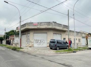 Casa · 180m² · Galpon C/vivienda en Venta San Vladimiro 2993 R. De. Escalada