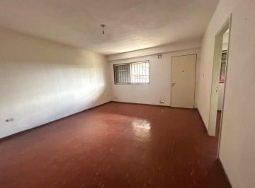 Departamento · 60m² · 3 Ambientes · España 2900, Departamento Amplio, 2 Dorm.