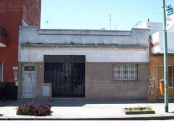 Casa · 151m² · 1 Ambiente · Casa Lote Propio