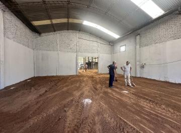 Depósito · 340m² · Alquiler Depósito 260 m² - Malvinas Argentinas