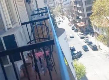 Departamento de 1 ambiente, Mar del Plata · Ambiente Amplio con Balcón a La Calle en Sexto Piso! Muy Luminoso!