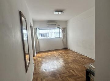 Departamento · 45m² · 2 Ambientes · Pacheco de Melo y Austria 2 Ambientes Amplio C/conexion de Lavarropa