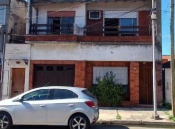 RUR-RRU-345_2 · Casa 4 Ambientes Apta Crédito! Buena Zona y Precio!