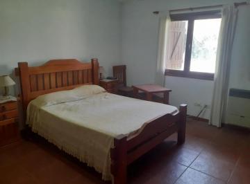 Casa · 211m² · 4 Ambientes · Casa en Venta - 3 Dorm. 2 Baños - Mar del Plata