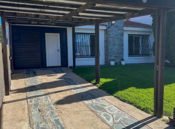 Casa · 202m² · 3 Ambientes · 1 Cochera · Casa en Punta Mogotes