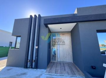Casa · 156m² · 5 Ambientes · 1 Cochera · Venta de Casa en Una Planta con Escritorio - Santa Sofia Pilar del Este