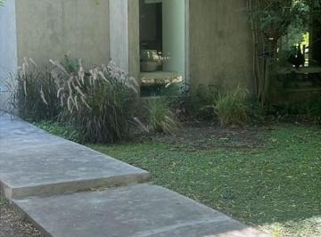 Casa · 251m² · 7 Ambientes · 4 Cocheras · Casa en Venta en Los Tacos Escobar, G. B. a. Zona Norte