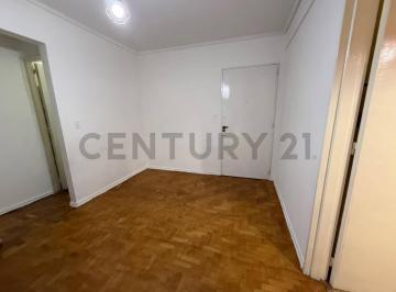 Departamento · 31m² · 2 Ambientes · Venta 2 Ambientes en Belgrano | Piso Alto | Ideal Inversión o Primera Vivienda