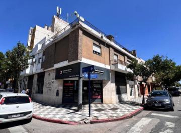PH · 135m² · 6 Ambientes · PH en Centro