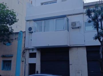 PH · 135m² · 6 Ambientes · PH en Centro