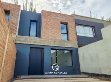 PH · 125m² · 2 Dormitorios · 1 Cochera · PH en Centenario