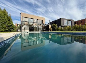 Casa · 202m² · 5 Ambientes · Casa en Venta Ubicado en Castaños, Nordelta, Tigre