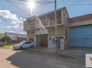 Edificio · 235m² · Edificio Comercial en Venta - Departamento - Pilar