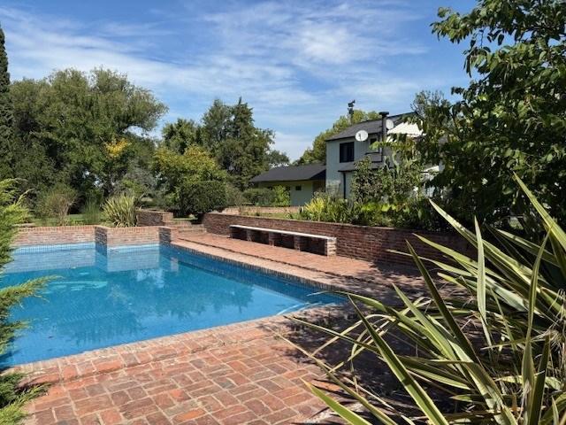 Casa · 450m² · 6 Ambientes