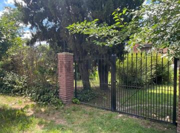 Quinta vacacional · 40m² · 3 Ambientes · 4 Cocheras · Quinta Moreno