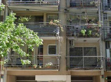 Departamento de 2 ambientes, Caballito · Excelente 2 Ambientes en Alquiler en Caballito con Balcón Al Frente