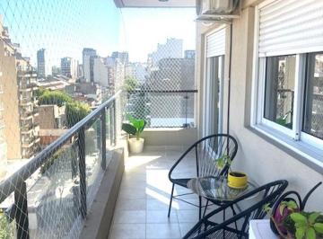 Departamento de 3 ambientes, Barracas · 3 Ambientes con Balcón en Venta Barracas - Cochera