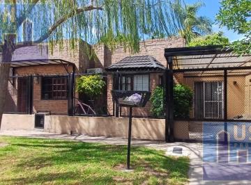 Casa · 93m² · 5 Ambientes · 1 Cochera · Venta Casa 5 Ambientes Luis Guillon