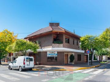 Casa de 4 ambientes, Villa Luro · Excelente Ubicacion Para Este Cuatro Ambientes